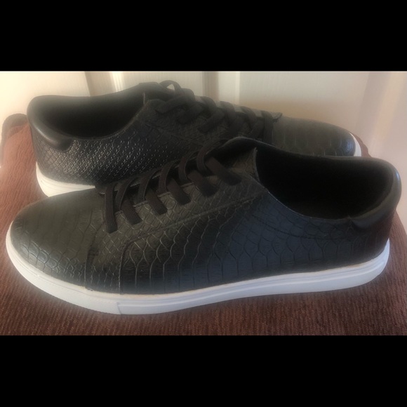 CUSHIONAIRE Women’s Regal Slip On Sneaker 9.5 - Picture 8 of 8